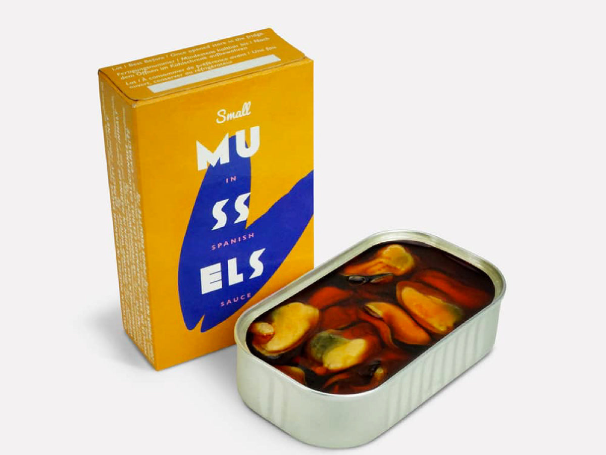 Conservas La Narval Mussels in Spanish Sauce À la table by Hanna