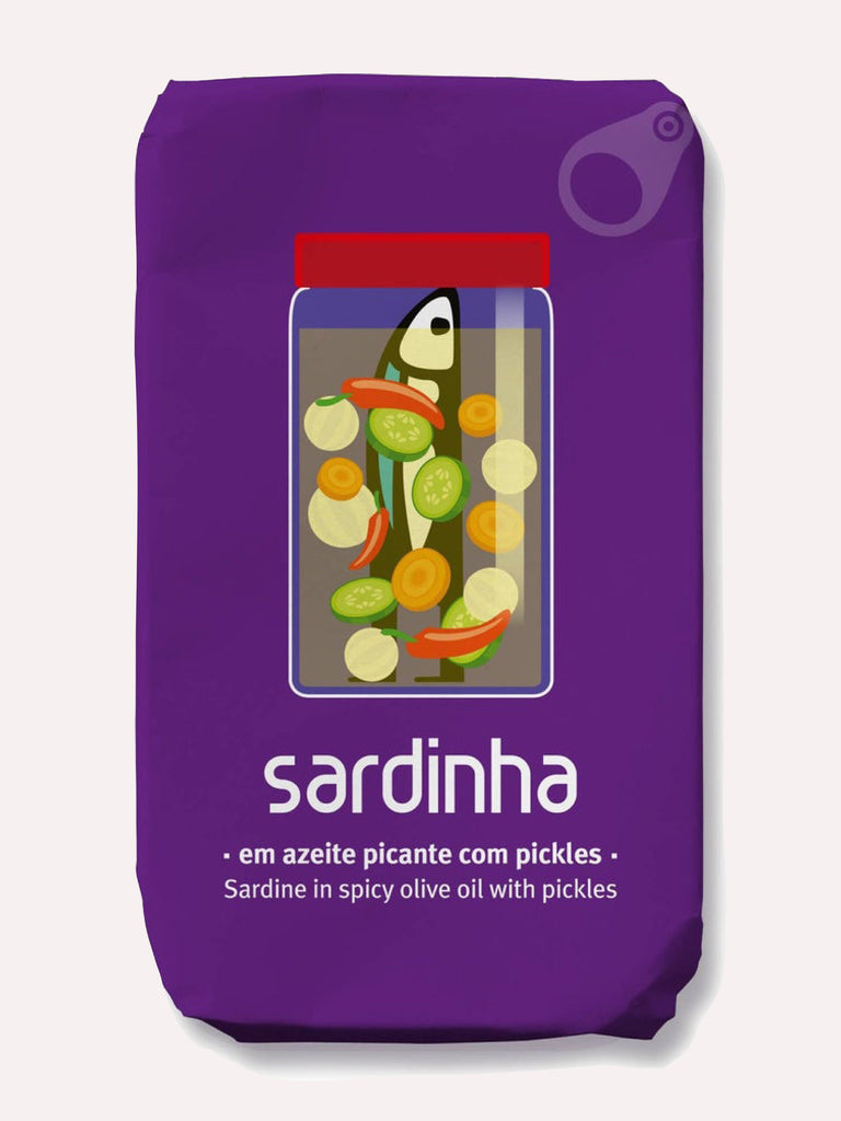 Sardinha Sardine in Spicy Olive Oil with Pickles