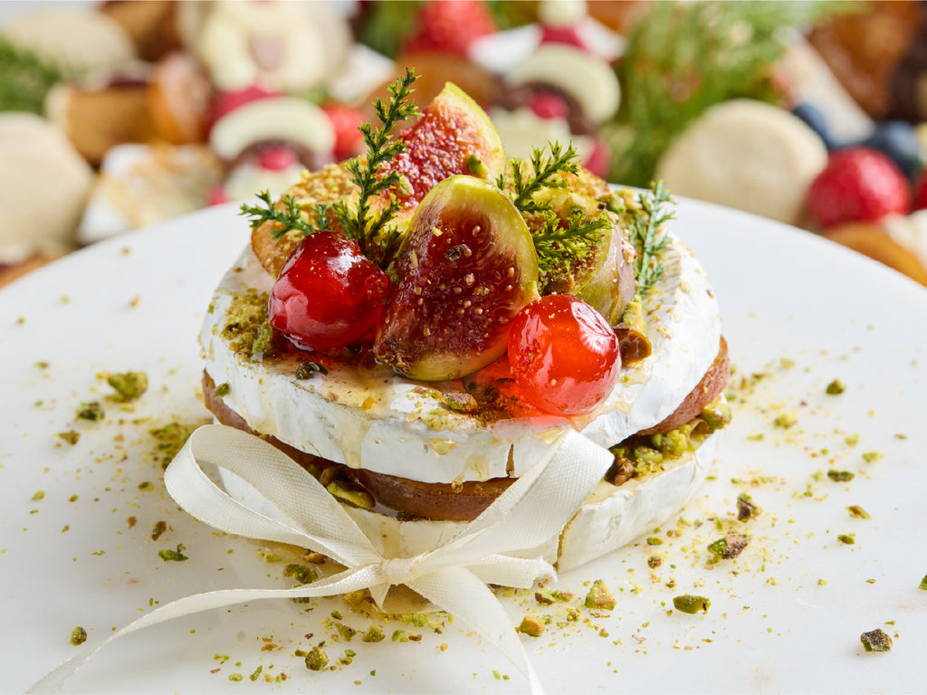 The Festive Brie Cake